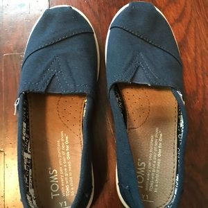 Kids Navy Blue Toms